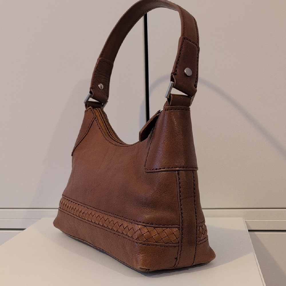 Wilsons Leather Tan Shoulder Bag - Picture 2 of 6